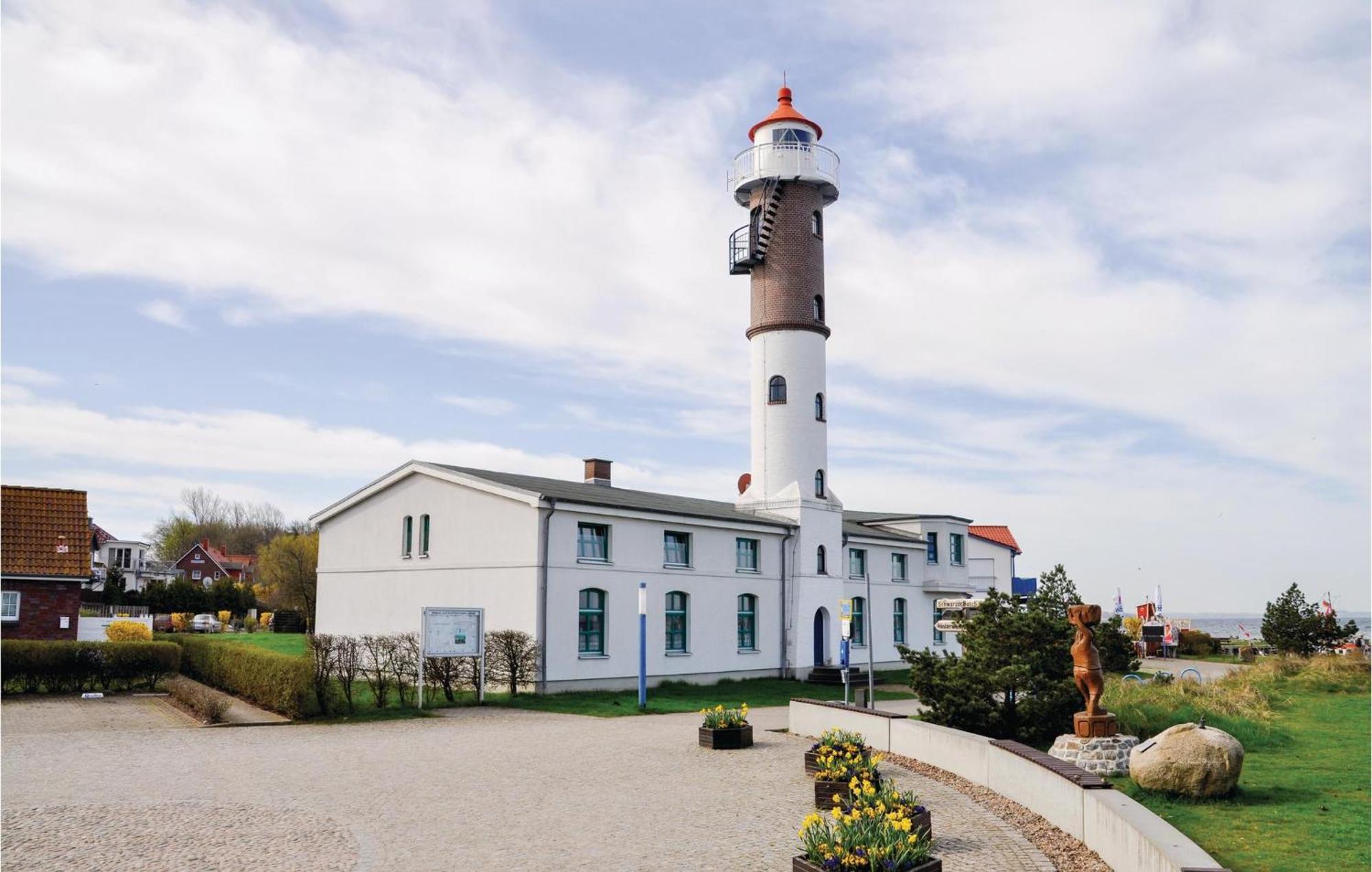 Nice Home In Insel Poel With House Sea View Bagian luar foto