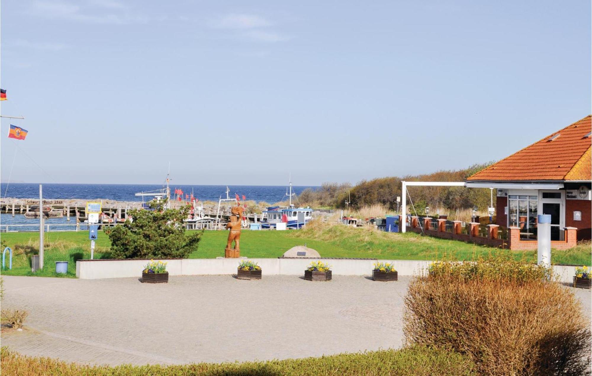 Nice Home In Insel Poel With House Sea View Bagian luar foto